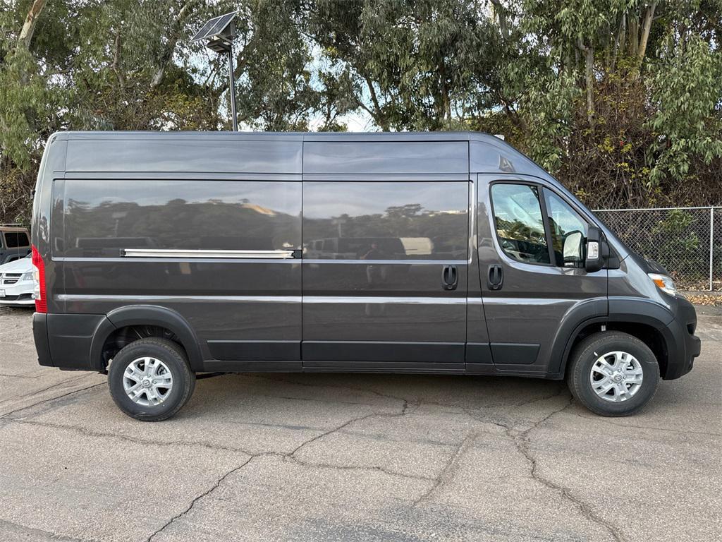 new 2025 Ram ProMaster 2500 car, priced at $50,425