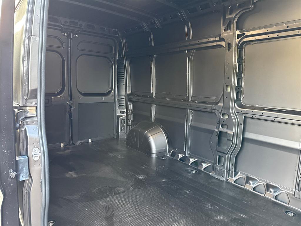 new 2025 Ram ProMaster 2500 car, priced at $50,425