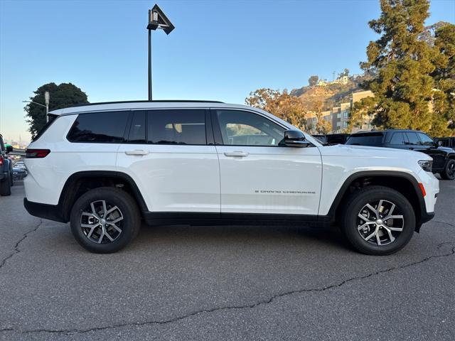 new 2025 Jeep Grand Cherokee L car, priced at $46,925