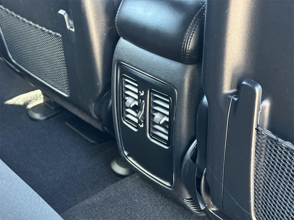 used 2021 Jeep Grand Cherokee car, priced at $21,355