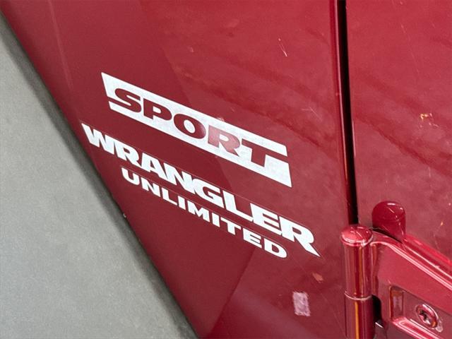 used 2013 Jeep Wrangler Unlimited car, priced at $15,983