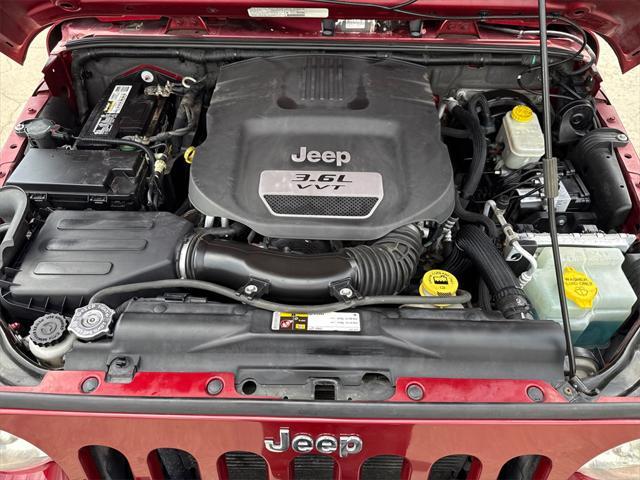 used 2013 Jeep Wrangler Unlimited car, priced at $15,888