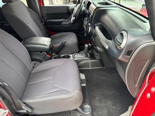 used 2013 Jeep Wrangler Unlimited car, priced at $15,888