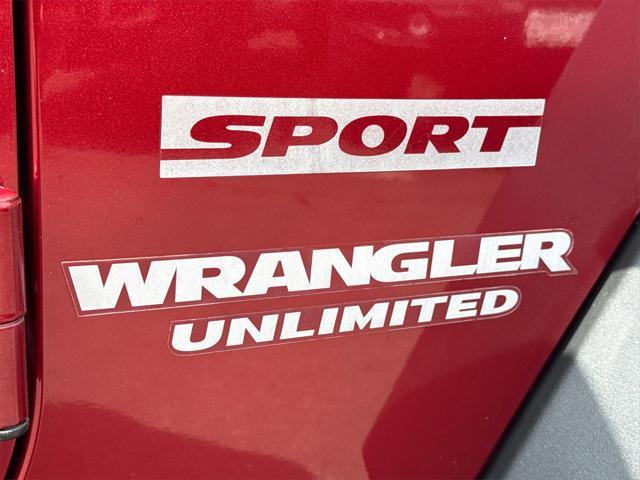 used 2013 Jeep Wrangler Unlimited car, priced at $15,888