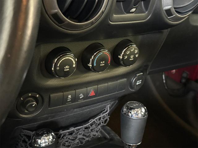 used 2013 Jeep Wrangler Unlimited car, priced at $15,983