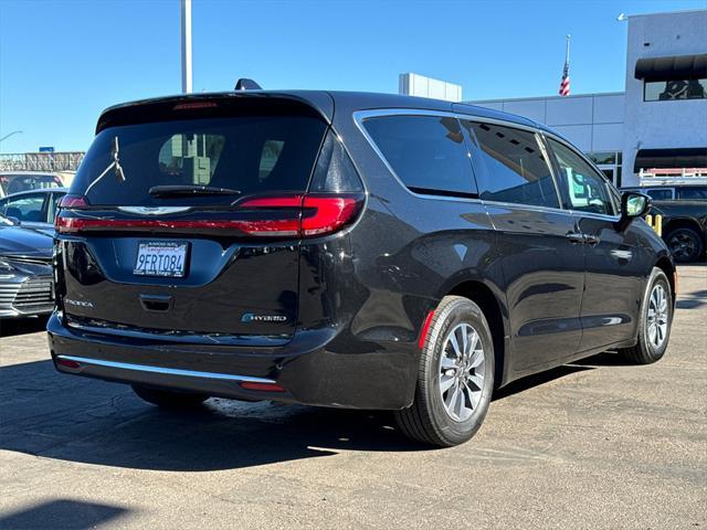 used 2023 Chrysler Pacifica Hybrid car, priced at $32,669