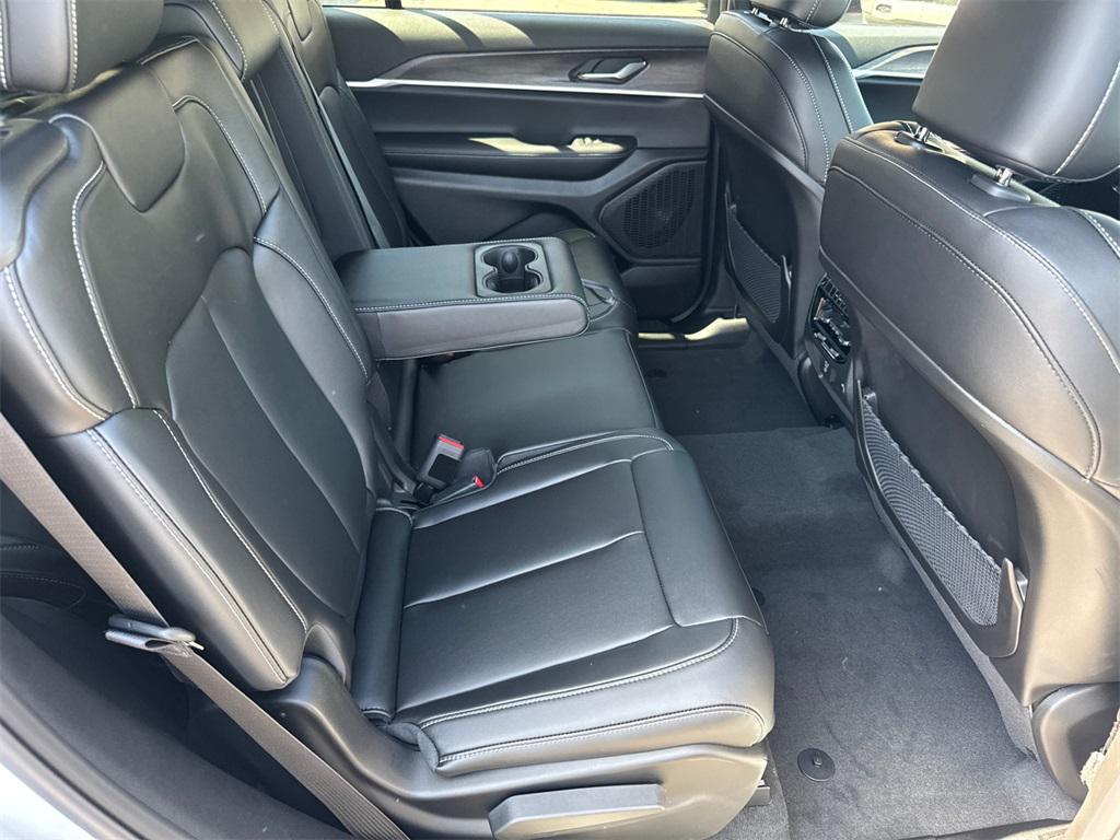 new 2025 Jeep Grand Cherokee L car, priced at $46,425