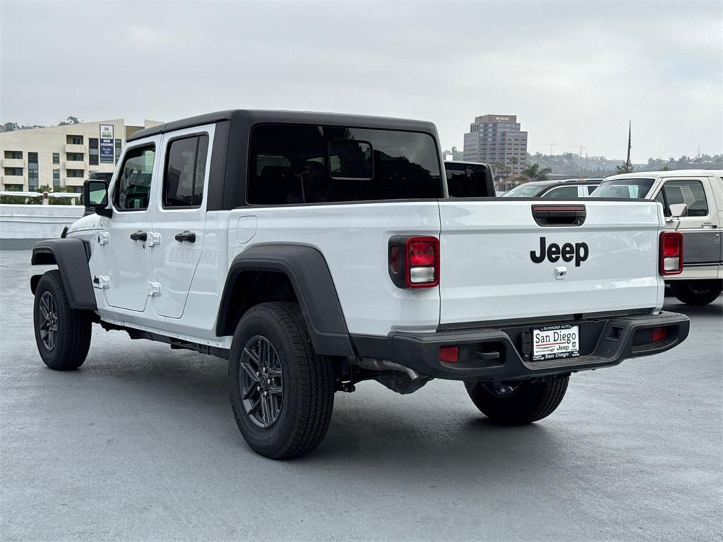 new 2025 Jeep Gladiator car, priced at $41,725