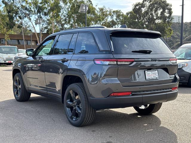 new 2025 Jeep Grand Cherokee car, priced at $44,425