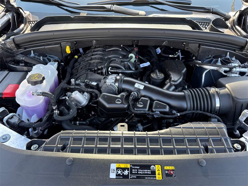 new 2025 Jeep Grand Cherokee car, priced at $46,925