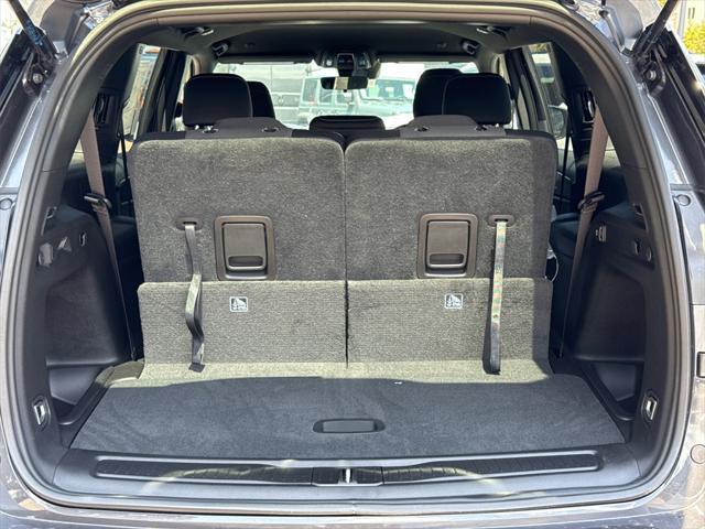 new 2025 Jeep Grand Cherokee L car, priced at $37,925