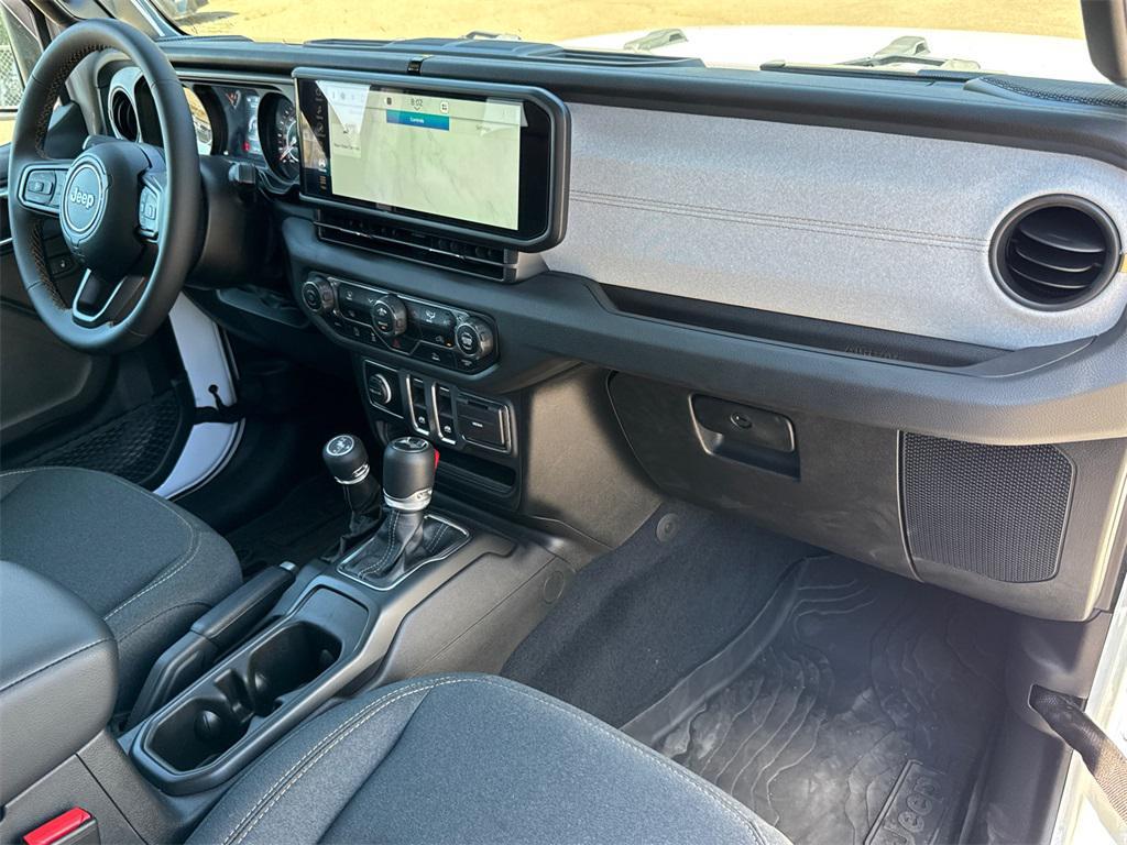 new 2025 Jeep Wrangler car, priced at $39,730