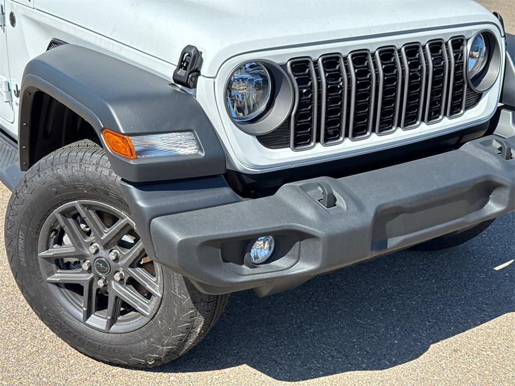 new 2025 Jeep Wrangler car, priced at $39,730