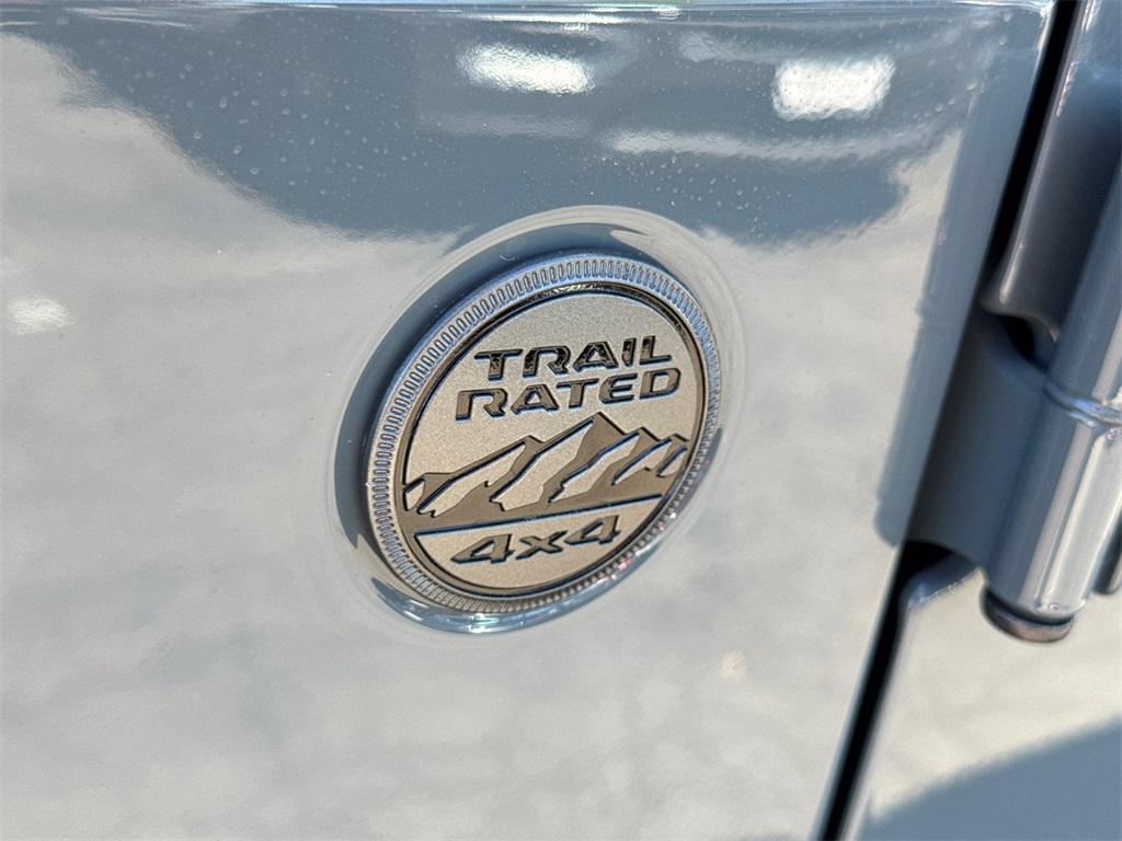 new 2025 Jeep Wrangler car, priced at $35,925