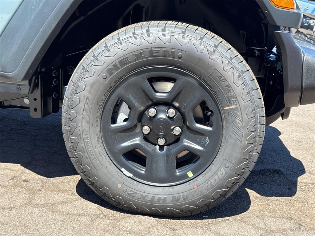 new 2025 Jeep Wrangler car, priced at $35,925