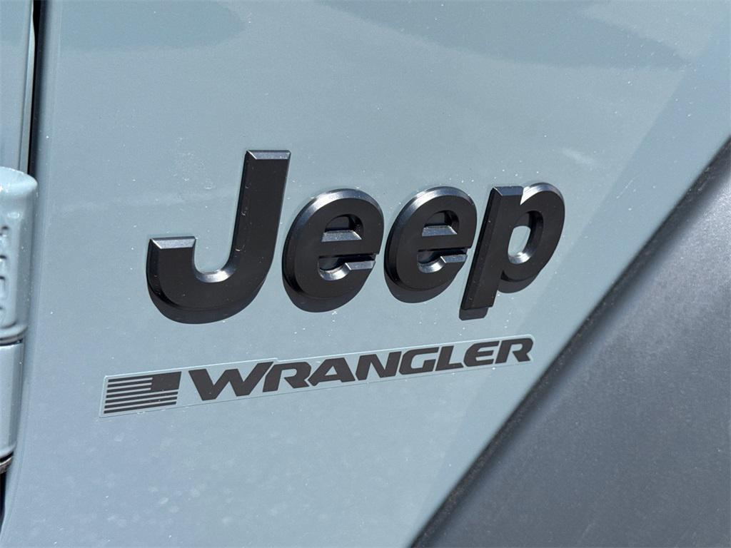 new 2025 Jeep Wrangler car, priced at $35,925