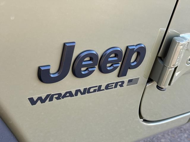 new 2025 Jeep Wrangler car, priced at $39,425