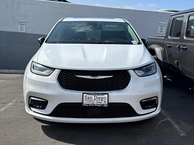used 2023 Chrysler Pacifica Hybrid car, priced at $32,777