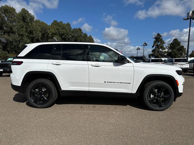 new 2025 Jeep Grand Cherokee car, priced at $41,925