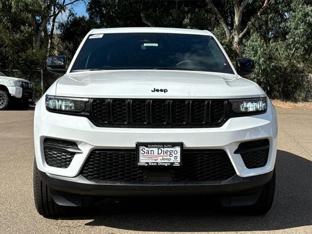 new 2025 Jeep Grand Cherokee car, priced at $41,925