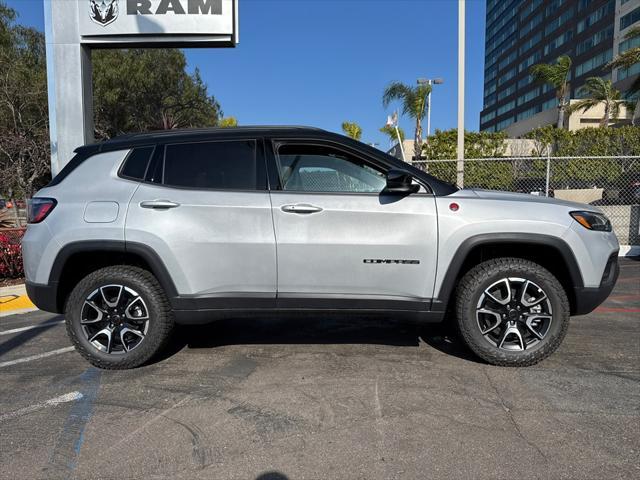new 2025 Jeep Compass car, priced at $31,925