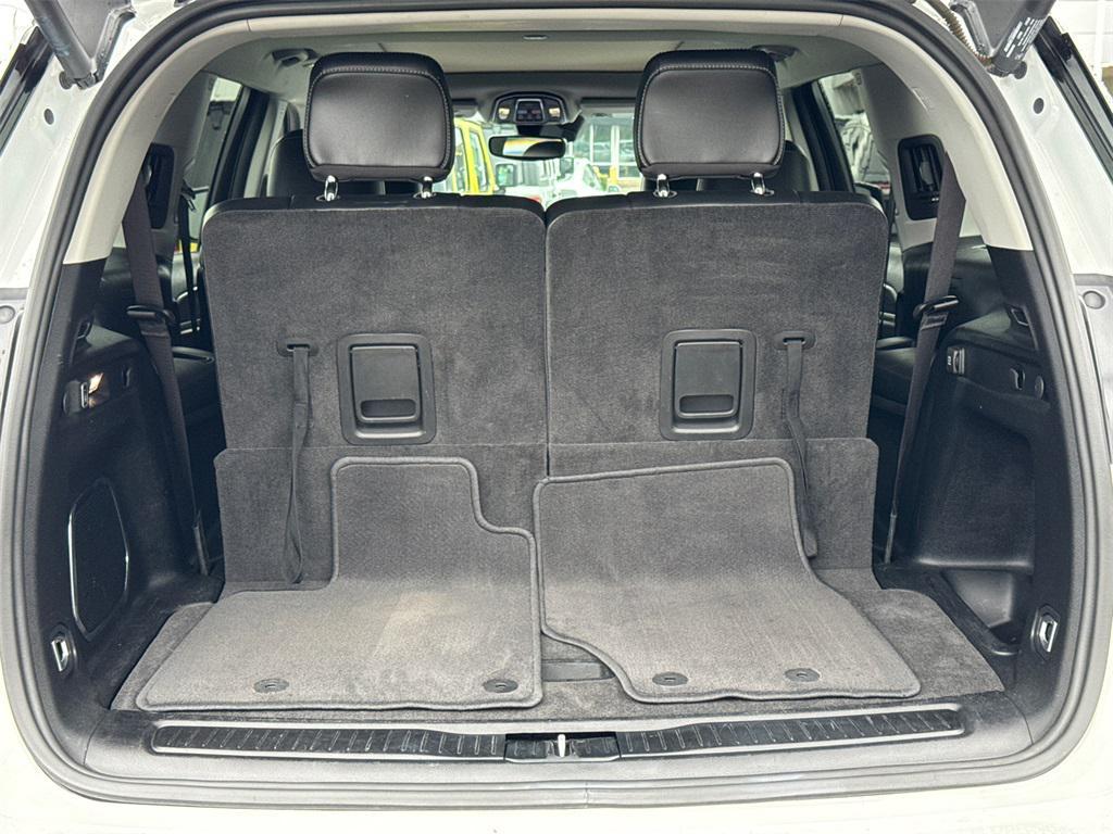 used 2021 Jeep Grand Cherokee L car, priced at $28,591