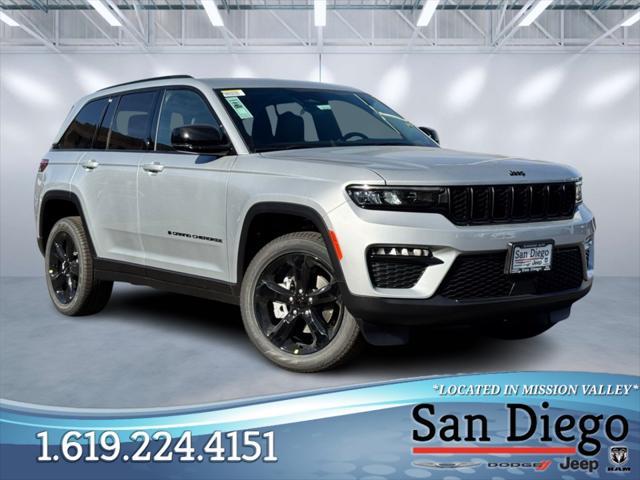 new 2025 Jeep Grand Cherokee car, priced at $43,925