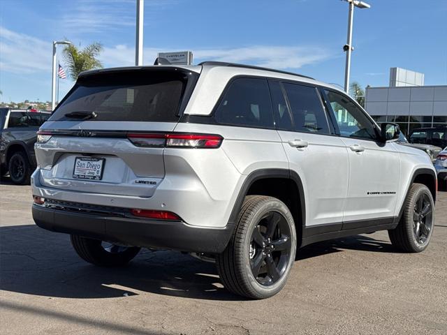 new 2025 Jeep Grand Cherokee car, priced at $43,925