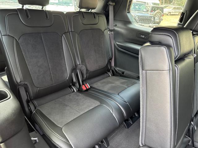 new 2025 Jeep Grand Cherokee L car, priced at $44,725