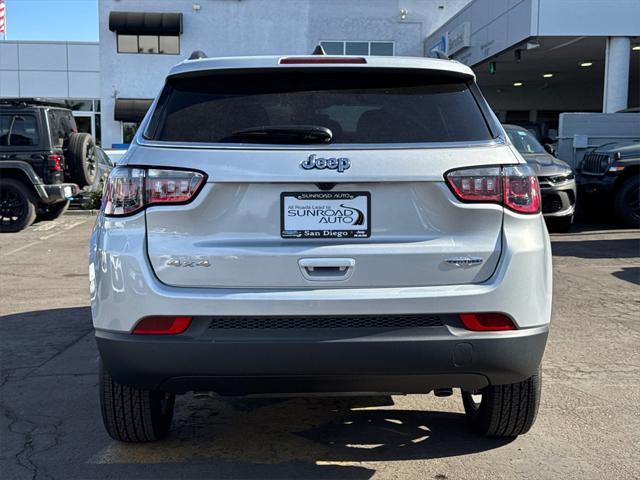 new 2025 Jeep Compass car, priced at $25,925