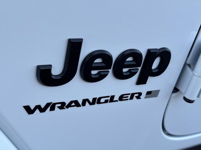 new 2025 Jeep Wrangler car, priced at $50,925