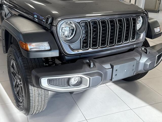 new 2025 Jeep Gladiator car, priced at $41,925