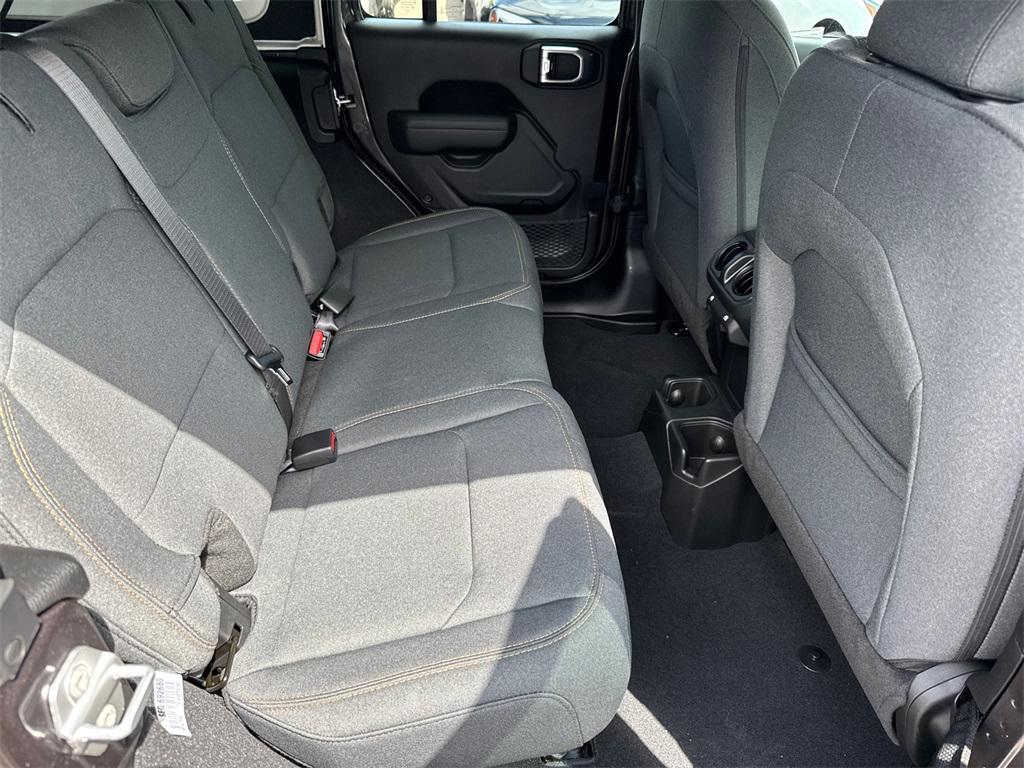 new 2025 Jeep Wrangler car, priced at $48,425