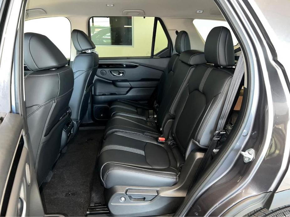 new 2025 Honda Pilot car, priced at $46,695