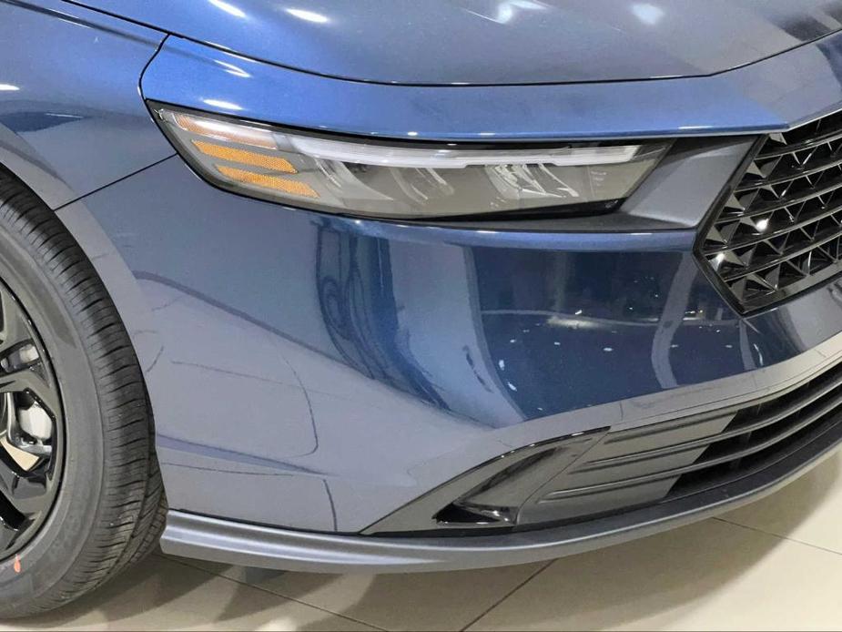 new 2025 Honda Accord car, priced at $31,655