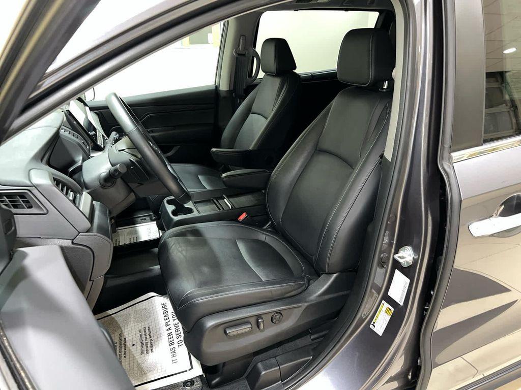used 2023 Honda Odyssey car, priced at $37,238