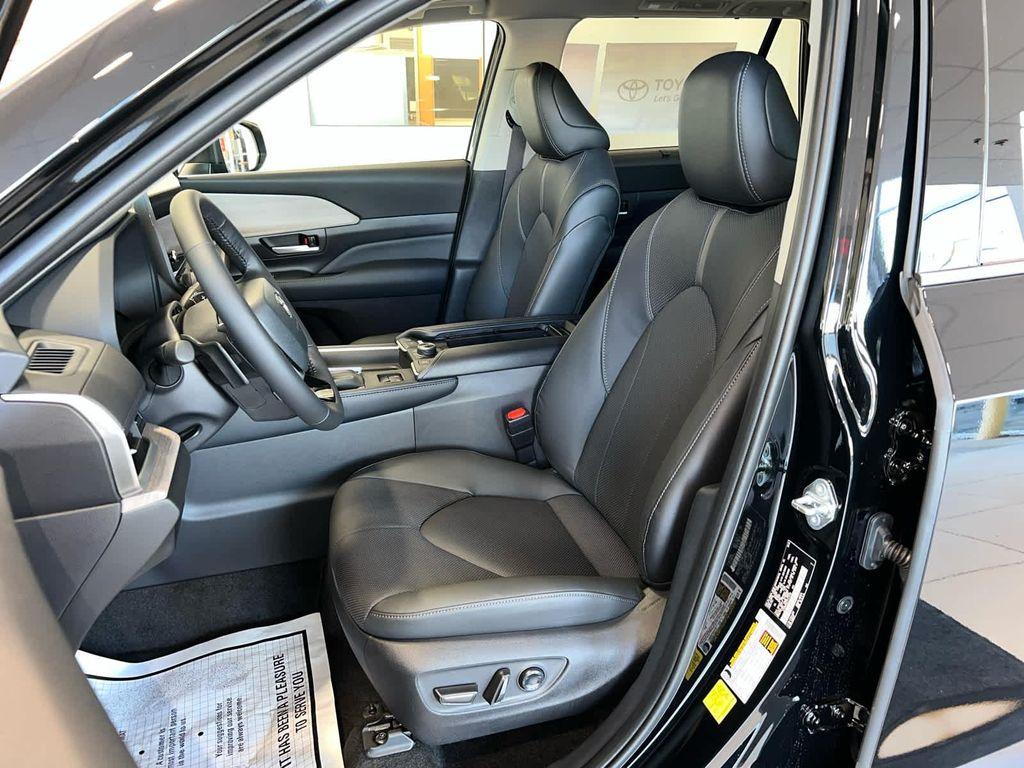 new 2026 Toyota Grand Highlander car, priced at $57,492