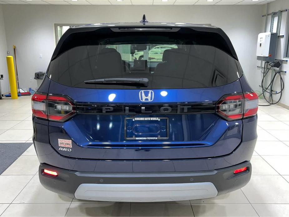 new 2025 Honda Pilot car, priced at $46,995