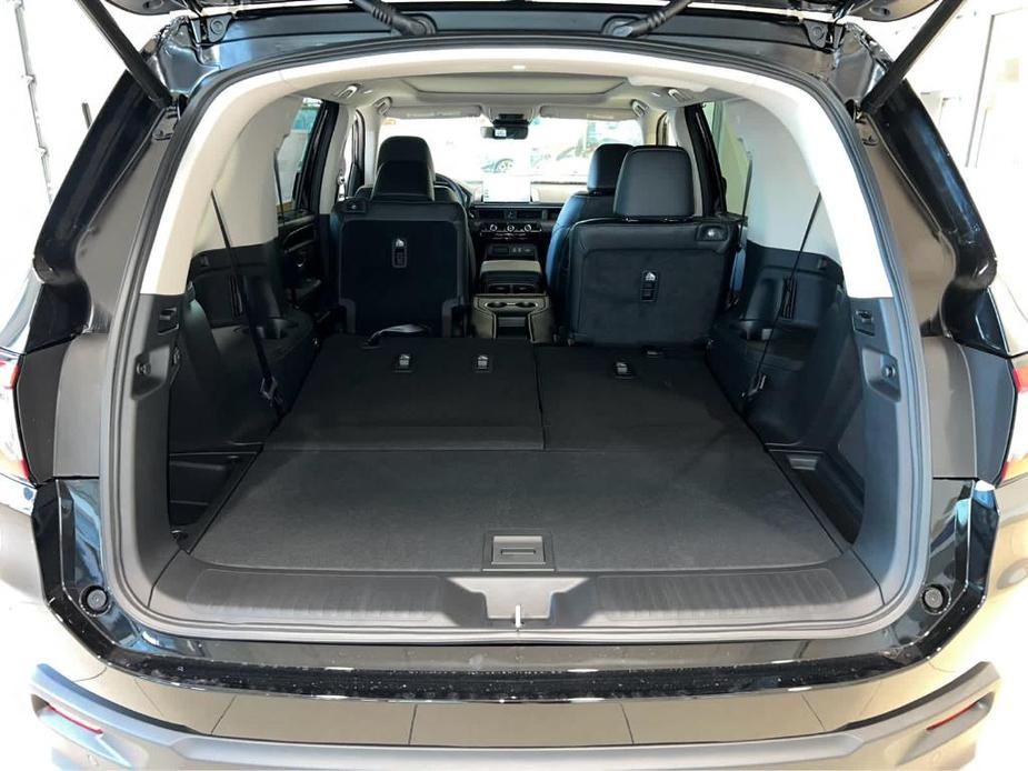 new 2025 Honda Pilot car, priced at $50,995