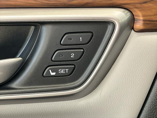 used 2022 Honda CR-V Hybrid car, priced at $31,211