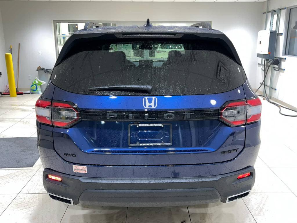 new 2025 Honda Pilot car, priced at $43,750