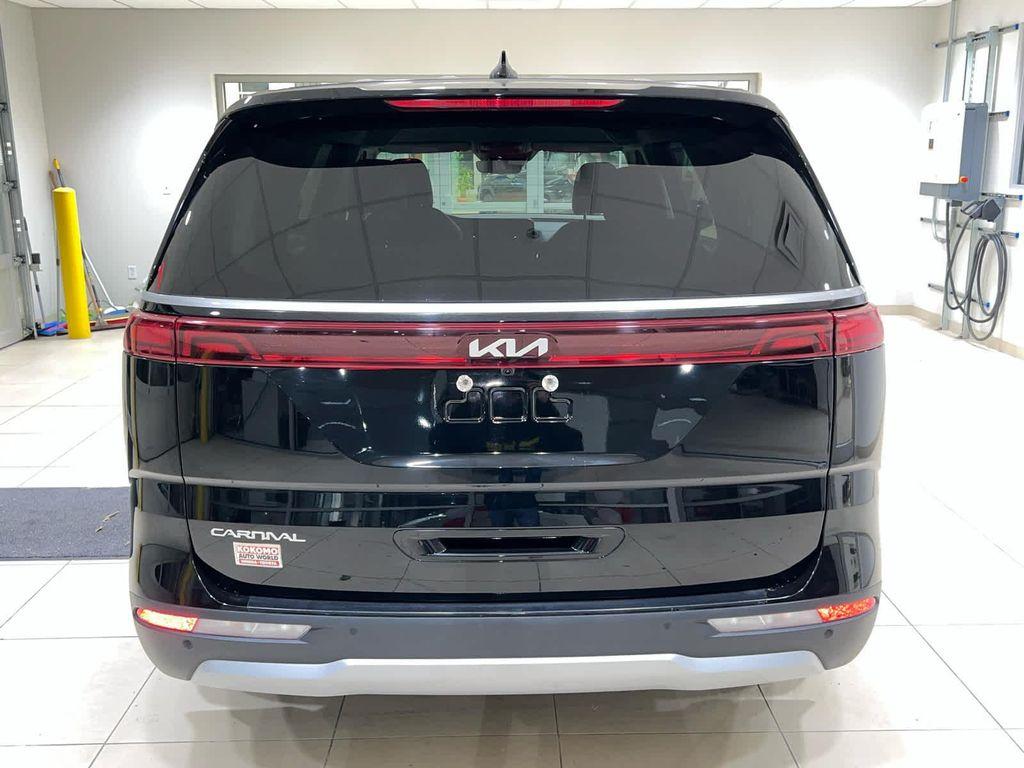 used 2024 Kia Carnival car, priced at $32,203