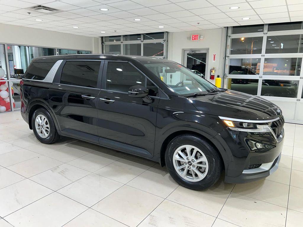 used 2024 Kia Carnival car, priced at $32,203