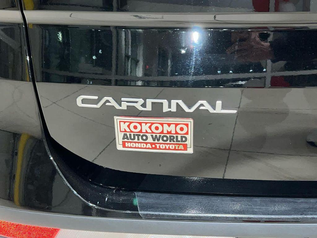 used 2024 Kia Carnival car, priced at $32,203