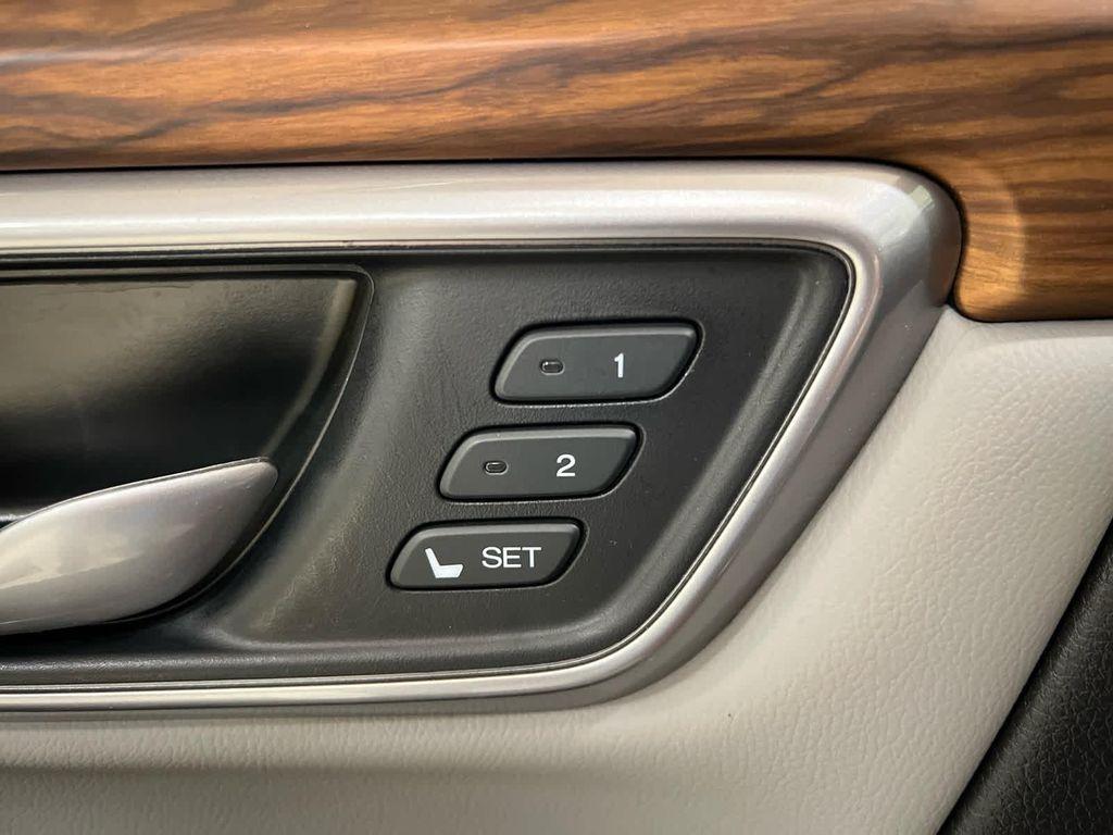 used 2021 Honda CR-V car, priced at $24,821