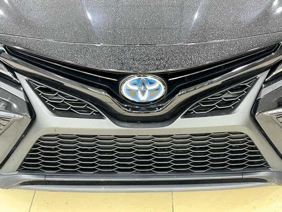 used 2022 Toyota Camry Hybrid car, priced at $24,394