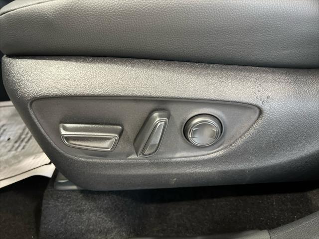 new 2025 Toyota Grand Highlander car, priced at $49,573
