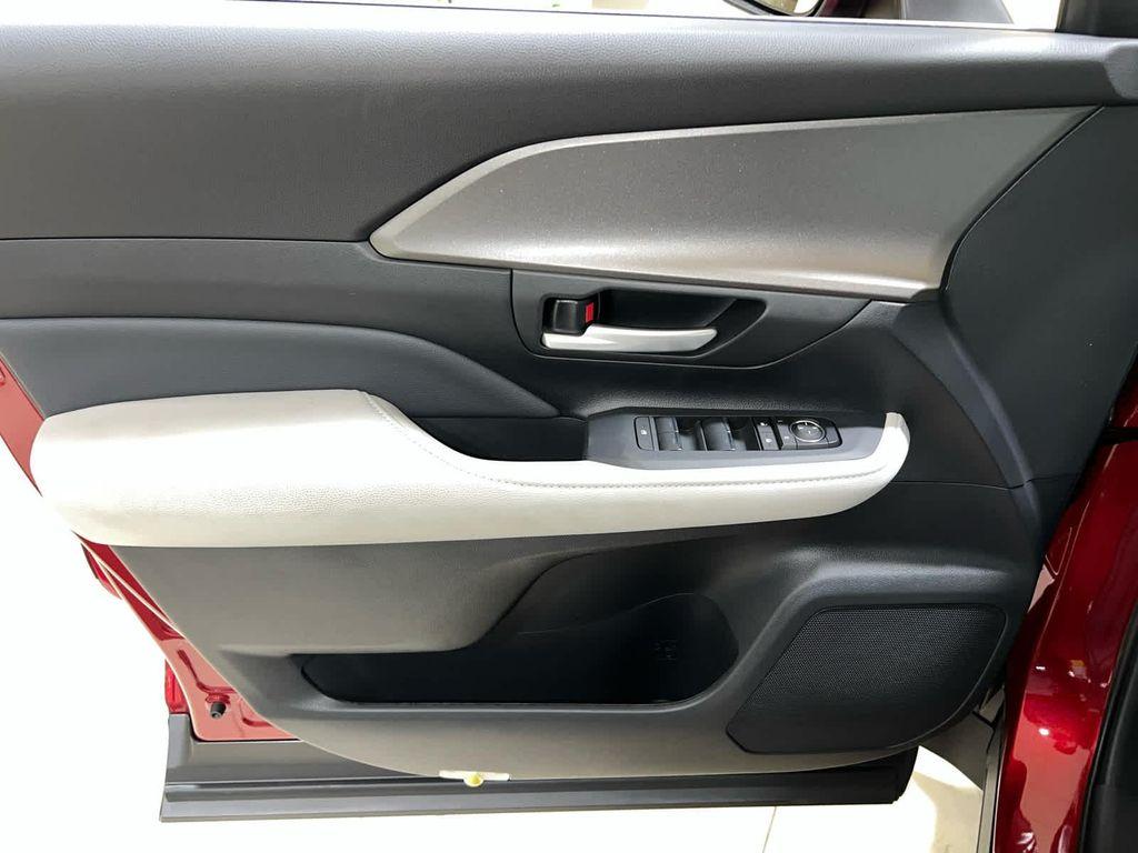 new 2026 Toyota Grand Highlander car, priced at $50,298