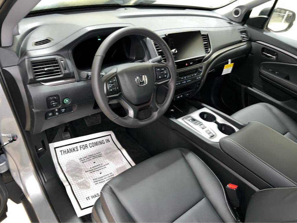 new 2025 Honda Ridgeline car, priced at $44,430