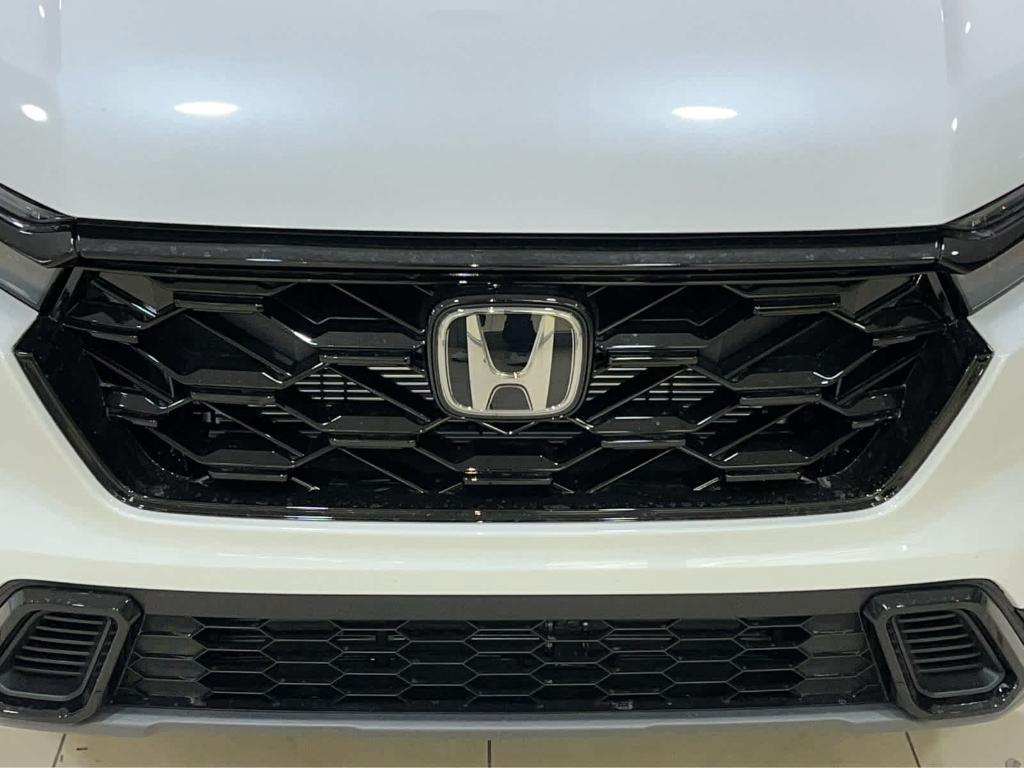 new 2025 Honda CR-V Hybrid car, priced at $38,000
